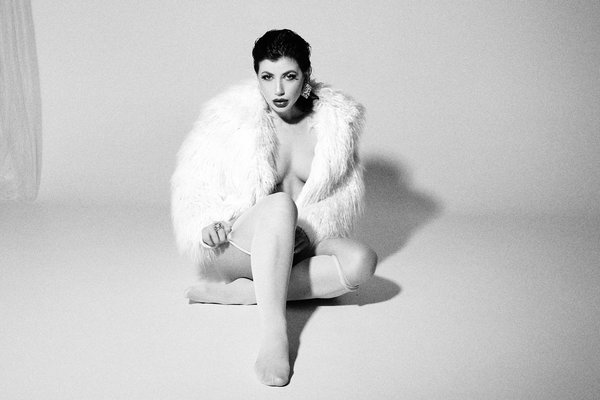 Revitalize Your Locks: The Ultimate Guide to Plant-Based Proteins for Healthy and Luminous Hair Repair